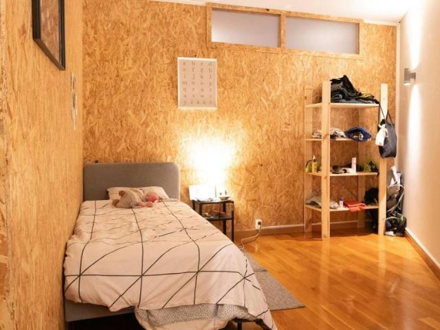 1 quarto, Porto Porto 4050 585 102916742
