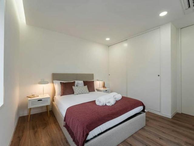 1 quarto, Porto Porto 4050 503 104435403