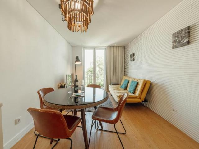 1 quarto, Porto Porto 4050 514 103595484