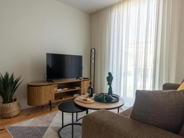 1 quarto, Porto Porto 4050 609 104783451