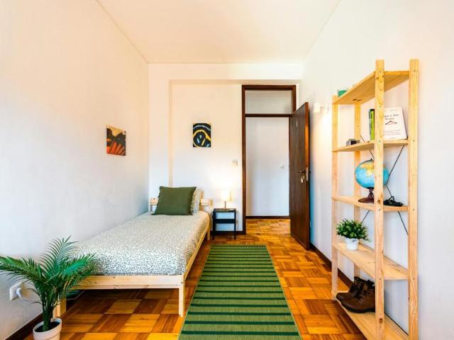1 quarto, Porto Porto 4100 092 100719819