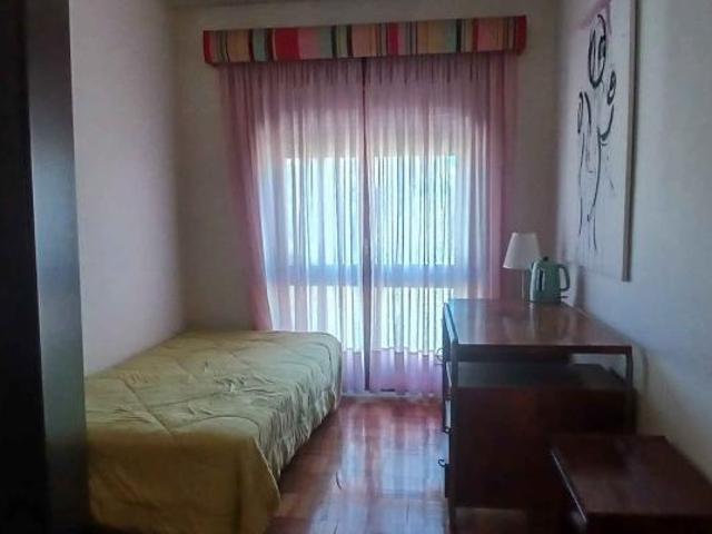 1 quarto, Porto Porto 4100 329 102852590