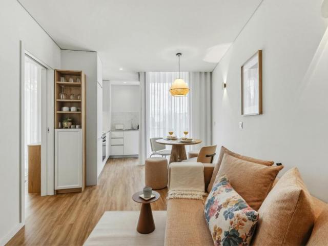 1 quarto, Porto Porto 4150 365 104754363