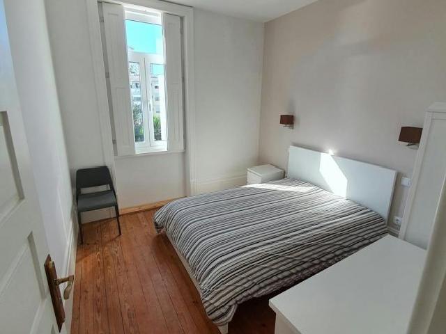 1 quarto, Porto Porto 4150 428 84639658