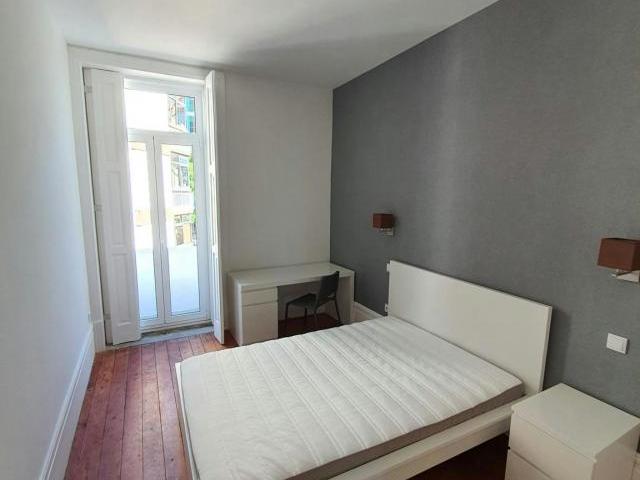 1 quarto, Porto Porto 4150 428 84639661