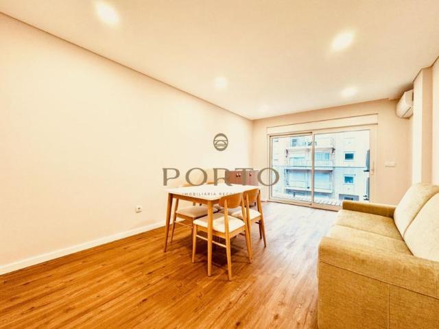1 quarto, Porto Porto 4200 100298575
