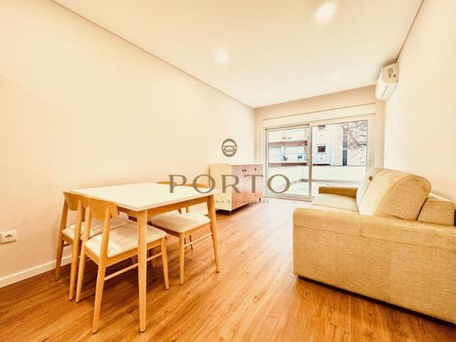 1 quarto, Porto Porto 4200 102629167