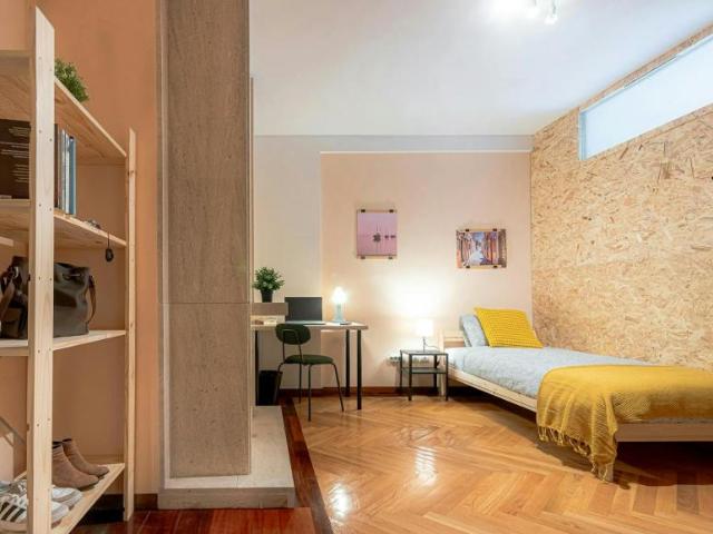 1 quarto, Porto Porto 4200 487 100717632