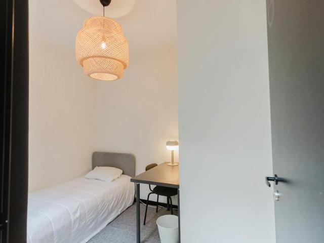 1 quarto, Porto Porto 4200 486 103357251