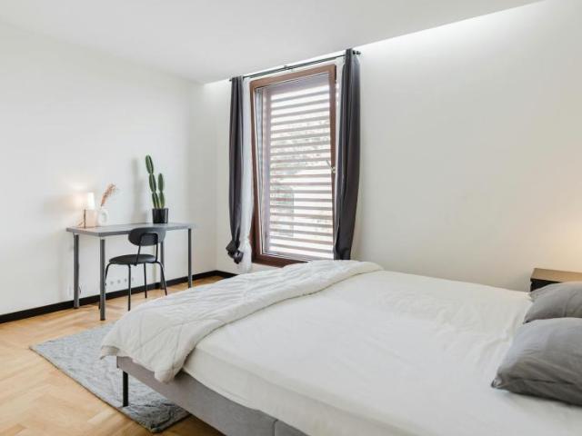 1 quarto, Porto Porto 4200 486 103357258