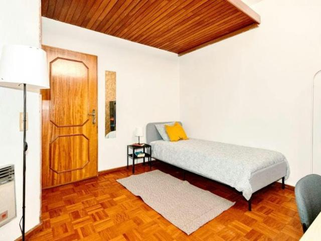 1 quarto, Porto Porto 4200 422 100215517