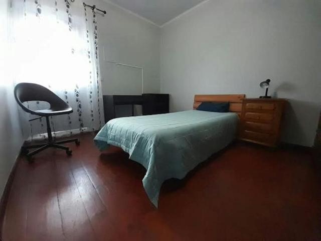 1 quarto, Porto Porto 4200 504 102716847