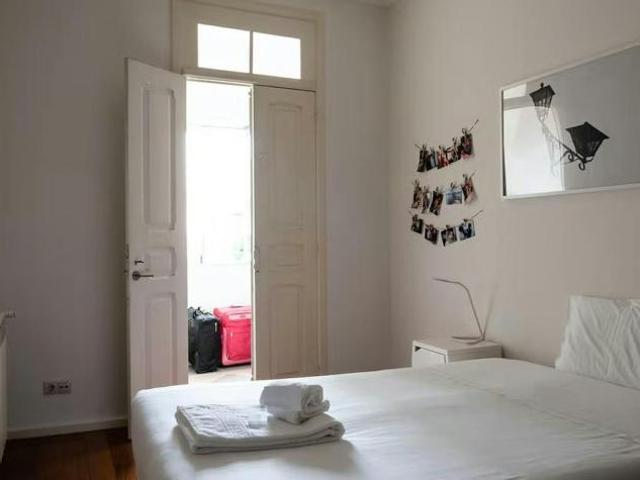 1 quarto, Porto Porto 4250 031 LS100730294