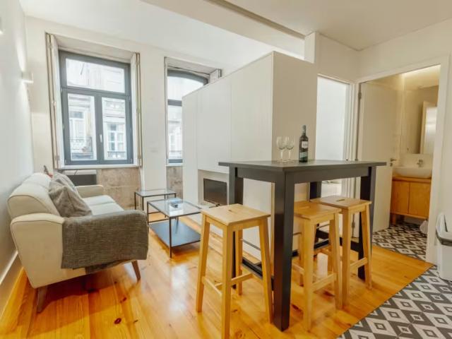 1 quarto, Porto Porto 4300 066 96208734