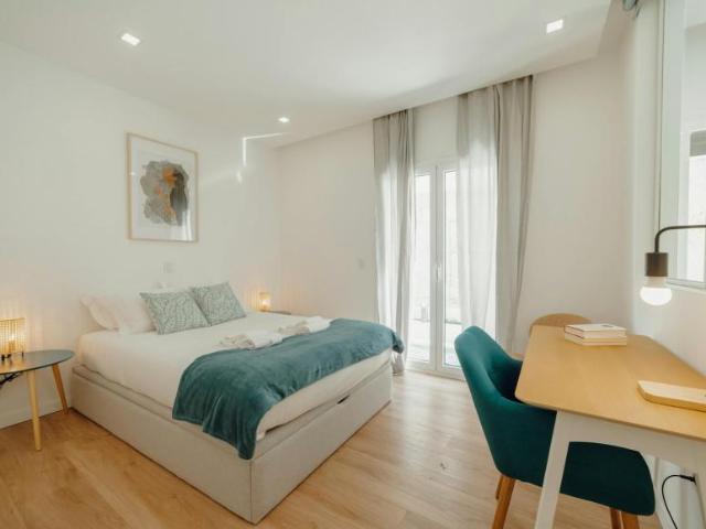 1 quarto, Porto Porto 4300 273 103217076