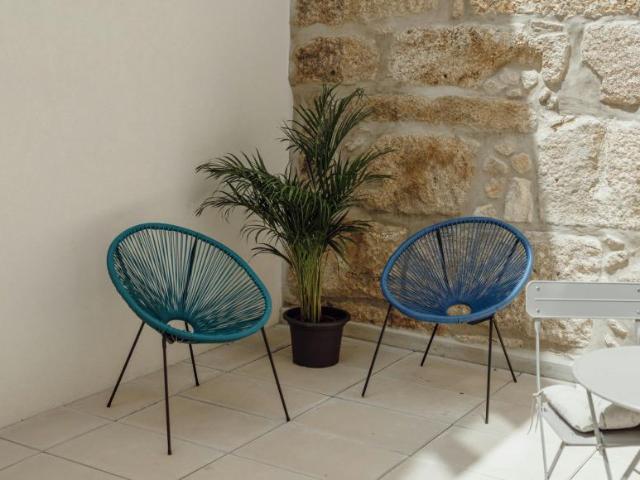 1 quarto, Porto Porto 4300 273 104364695
