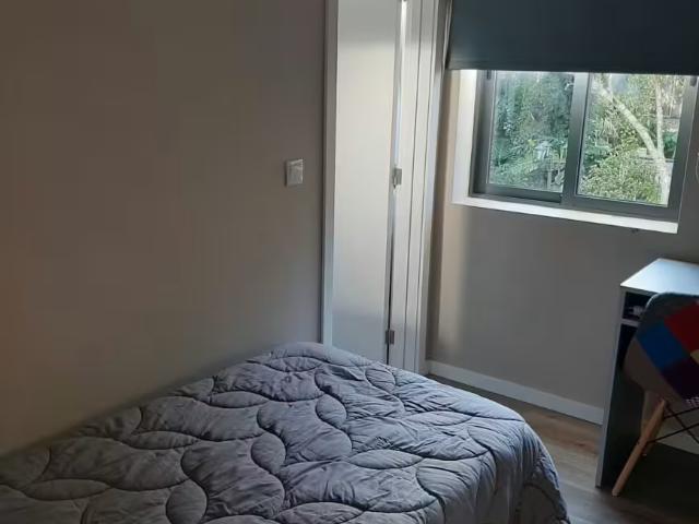 1 quarto, Porto Porto 4350 244 98402392