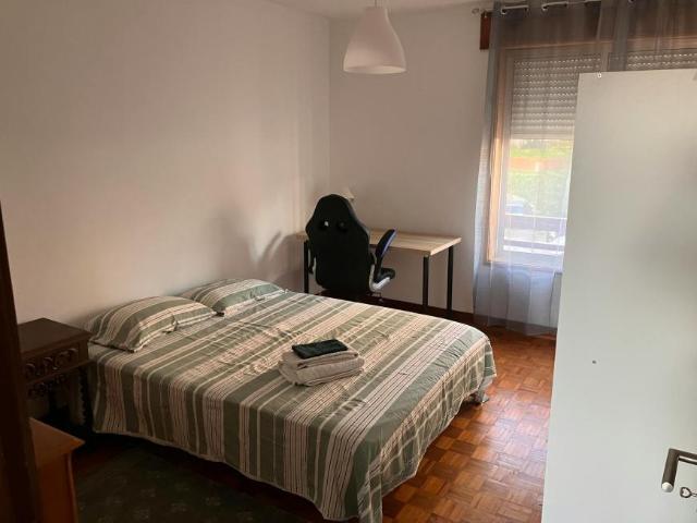1 quarto, Porto Porto 4350 276 102580155