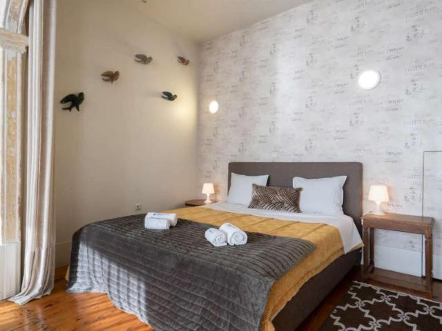 1 quarto, porto porto 4450 643 102853635