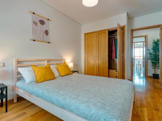 1 quarto, Porto Porto 86975701