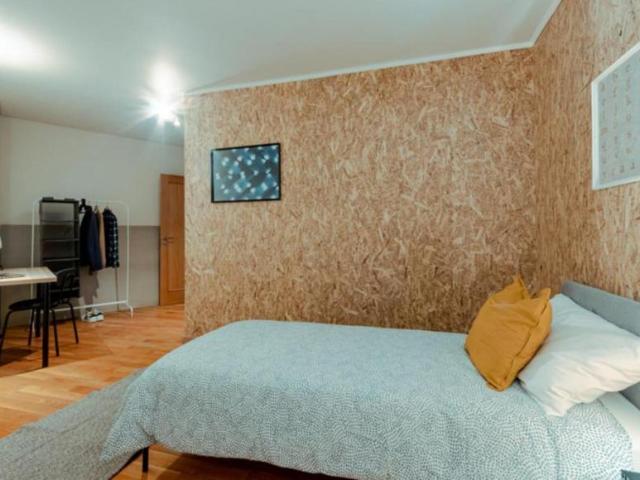 1 quarto, Porto Porto 86975705