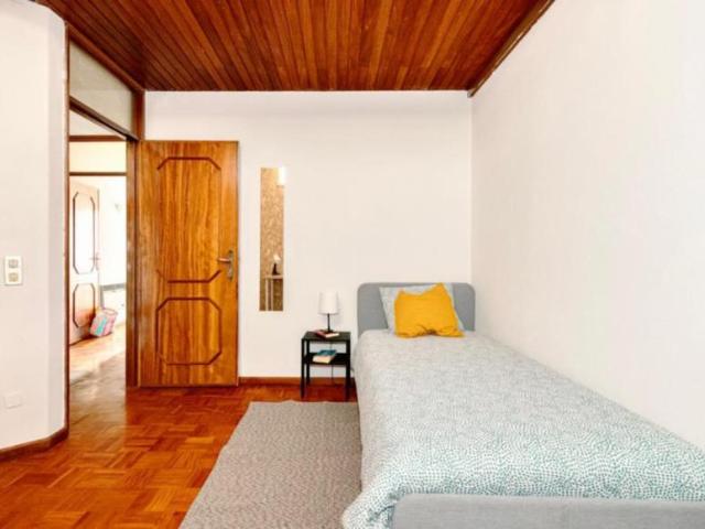 1 quarto, Porto Porto 86975717