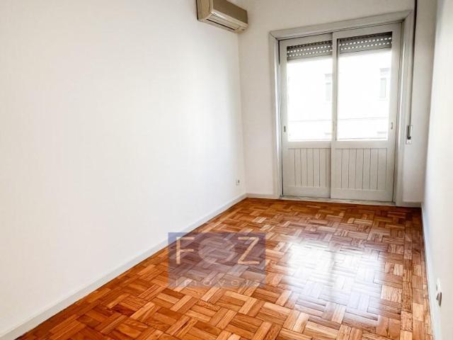 1 quarto, Porto Porto 93286512