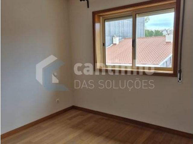 1 quarto, Porto Porto 94889322