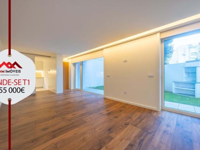 1 quarto, Porto Porto 96555696