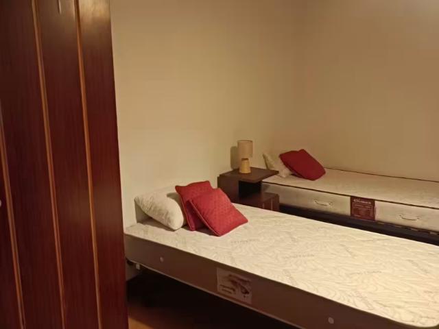 1 quarto, Porto Porto 96742355