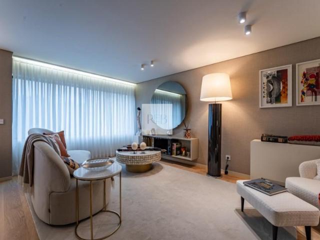 1 quarto, Porto Porto 97119201