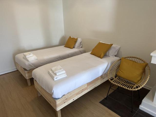 1 quarto, Porto Porto 99383125