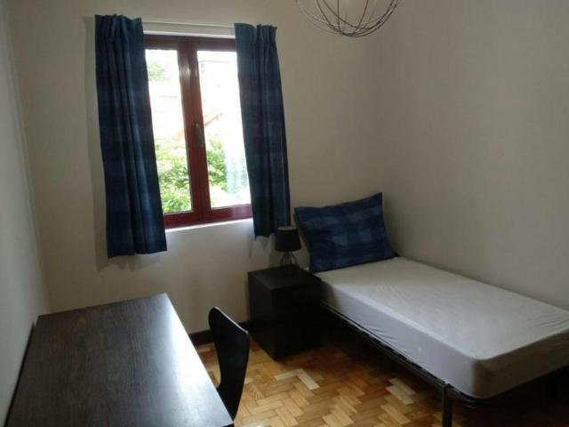 1 quarto, Porto Porto 100721810