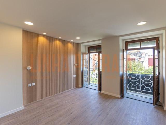 1 quarto, Porto Porto 100311681