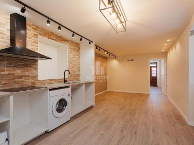 1 quarto, Porto Porto 101053465