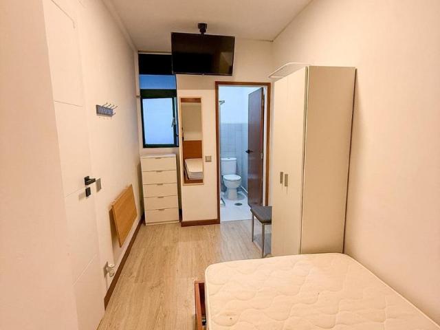 1 quarto, Porto Porto 102055363