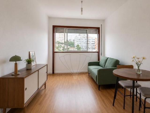 1 quarto, Porto Porto 104471526