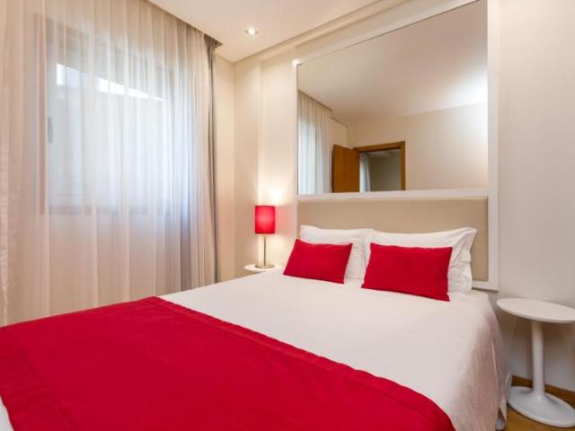 1 quarto, Porto Porto 104947431