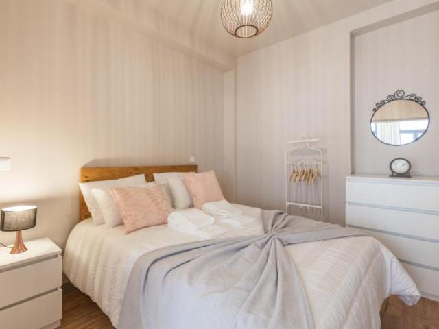 1 quarto, Porto Porto 104947393