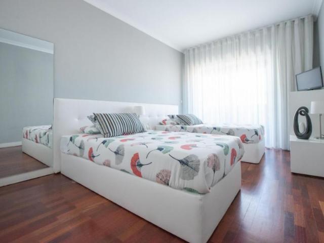 1 quarto, Porto Porto 104970692