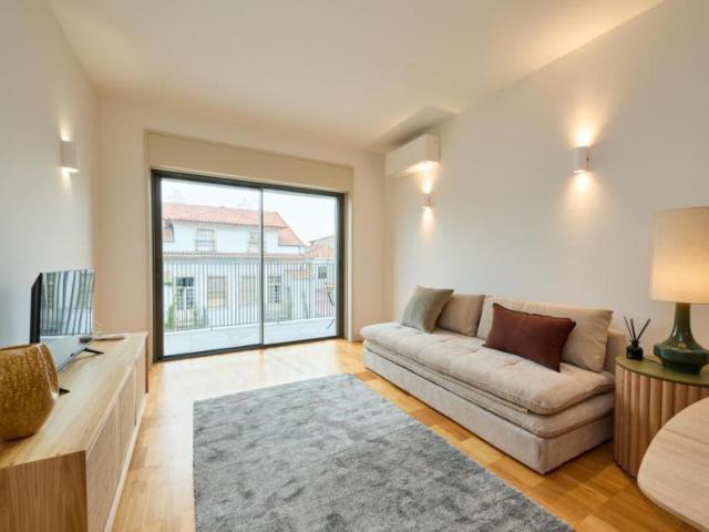 1 quarto, Porto Porto 104971070