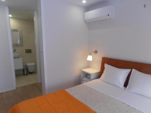 1 quarto, Porto Porto 104971379
