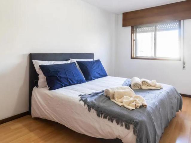 1 quarto, Porto Porto 104975235