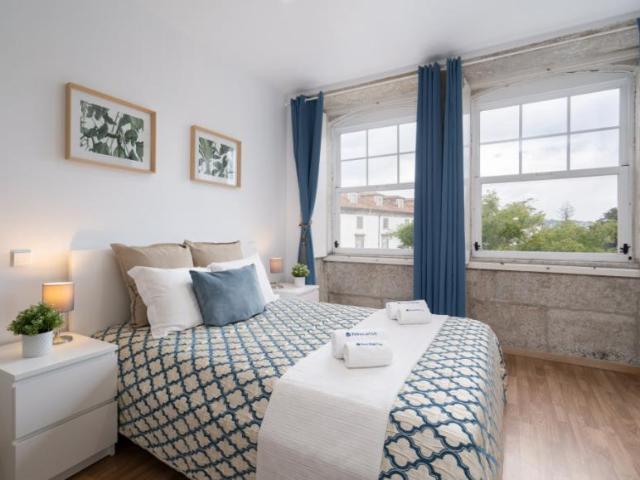 1 quarto, Porto Porto 104257979