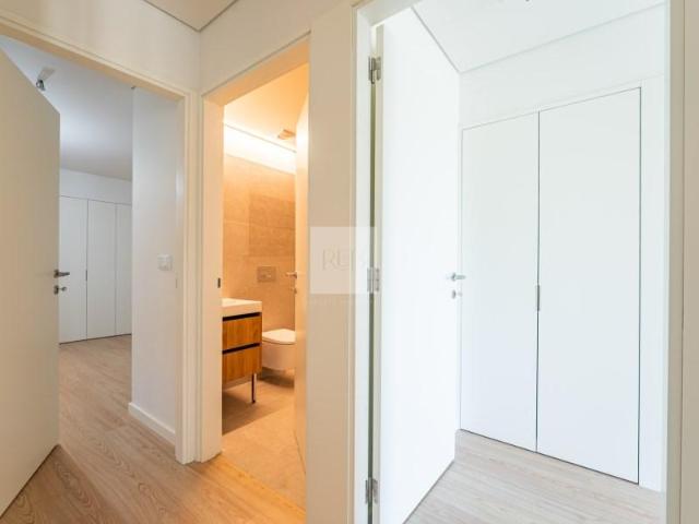 1 quarto, Porto Porto LS98334016