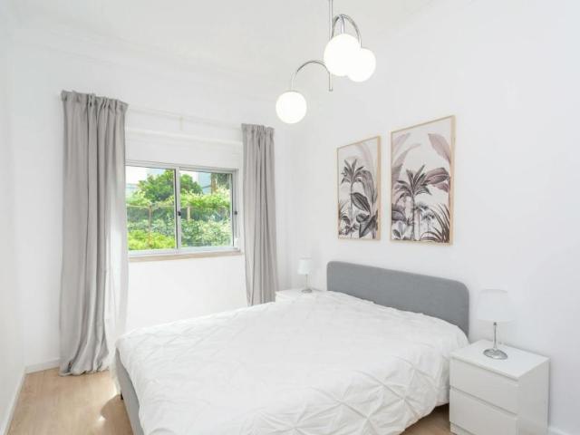 1 quarto, Queluz Queluz 2745 LS102848004