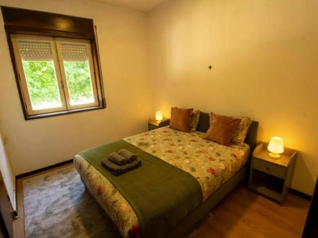 1 quarto, São João da Madeira São João da Madeira 3700 175 LS80230384