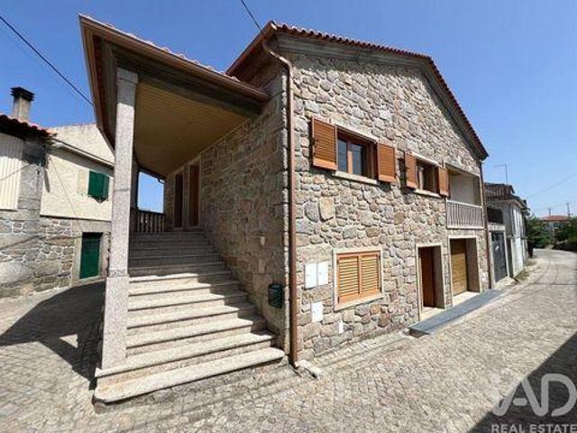 1 quarto, Sernancelhe Viseu 94009880