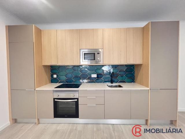 1 quarto, Setúbal Moita 2860 LS102882672