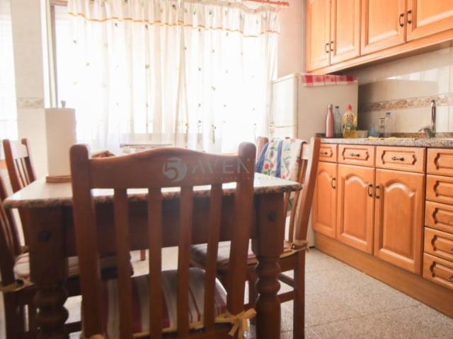 1 quarto, Setúbal Barreiro 2830 103301092
